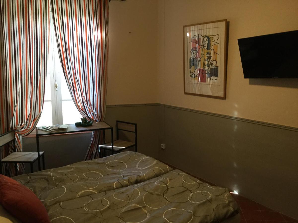 Les Hirondelles Bed and Breakfast Argeliers Buitenkant foto
